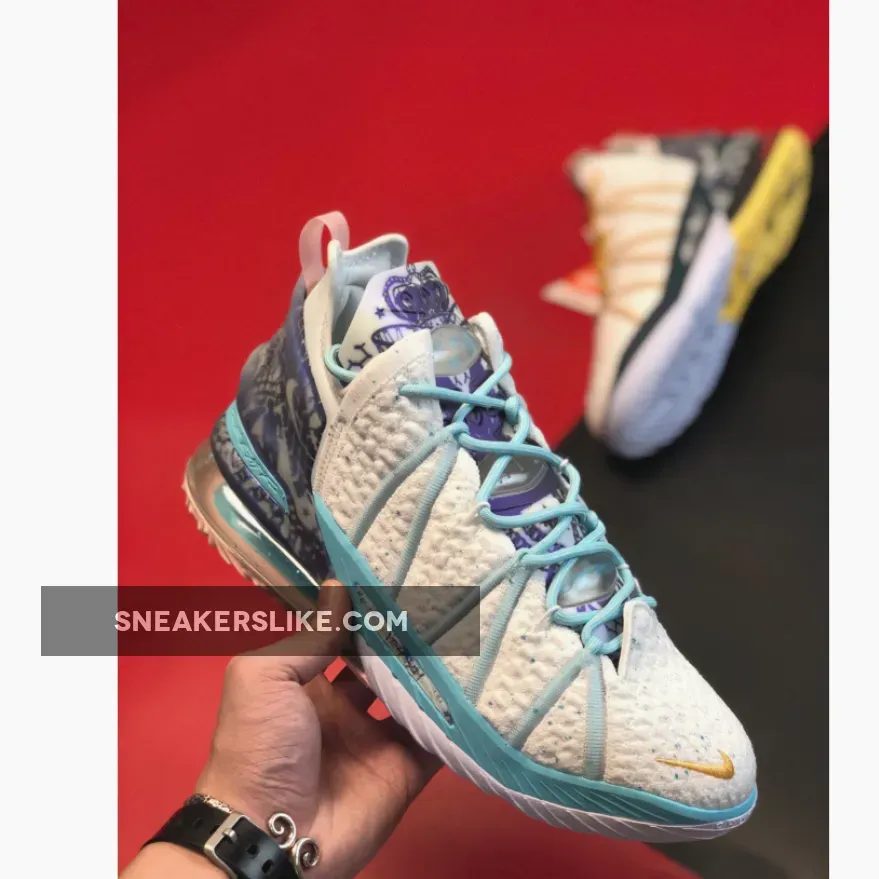 Nike LeBron 18 'Reflections Flip' #flipfit shoes