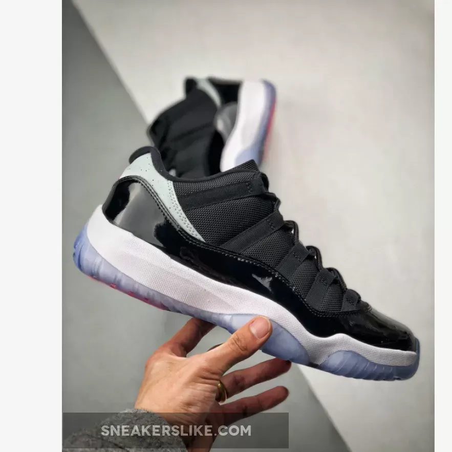 Air Jordan 11 Retro Low 'Infrared 23' 528895-023 / infared 11