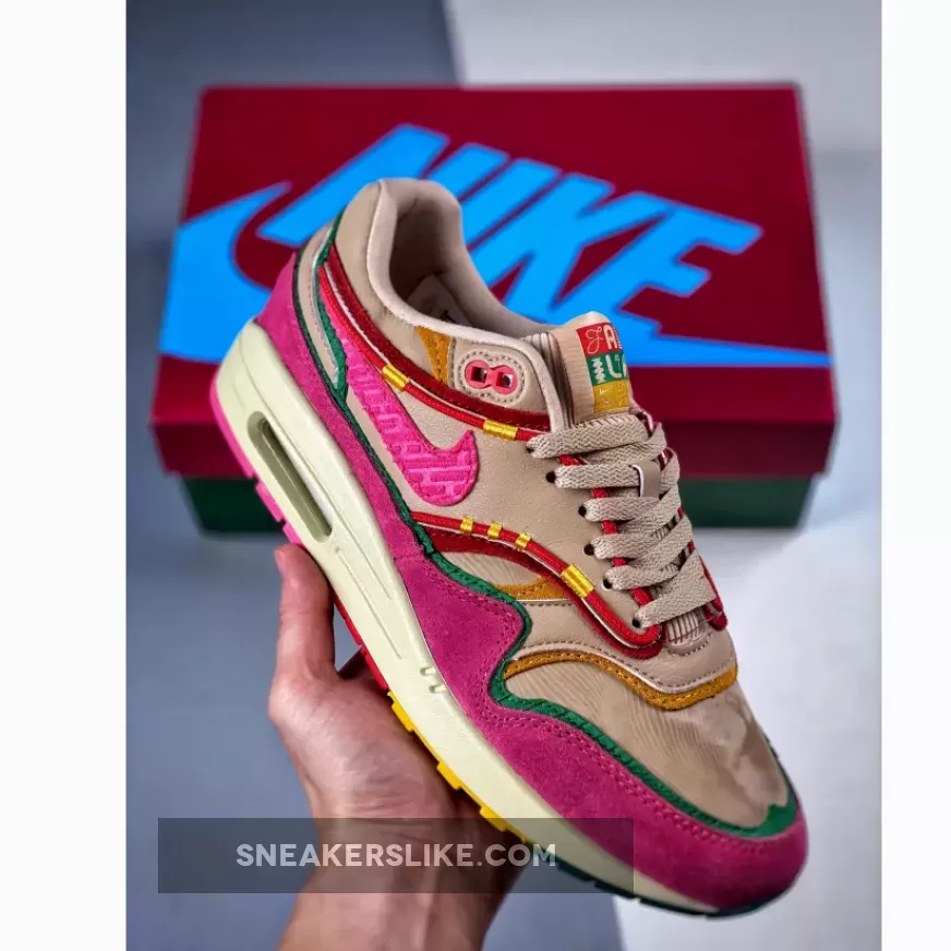 Cow Tasman Ugg / Nike Air Max 1 Premium Familia Pink Multi
