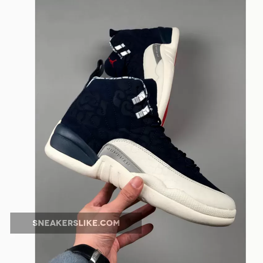 Air Jordan 12 'International Flight' College Navy/Sail-University Red / retro 12 navy blue