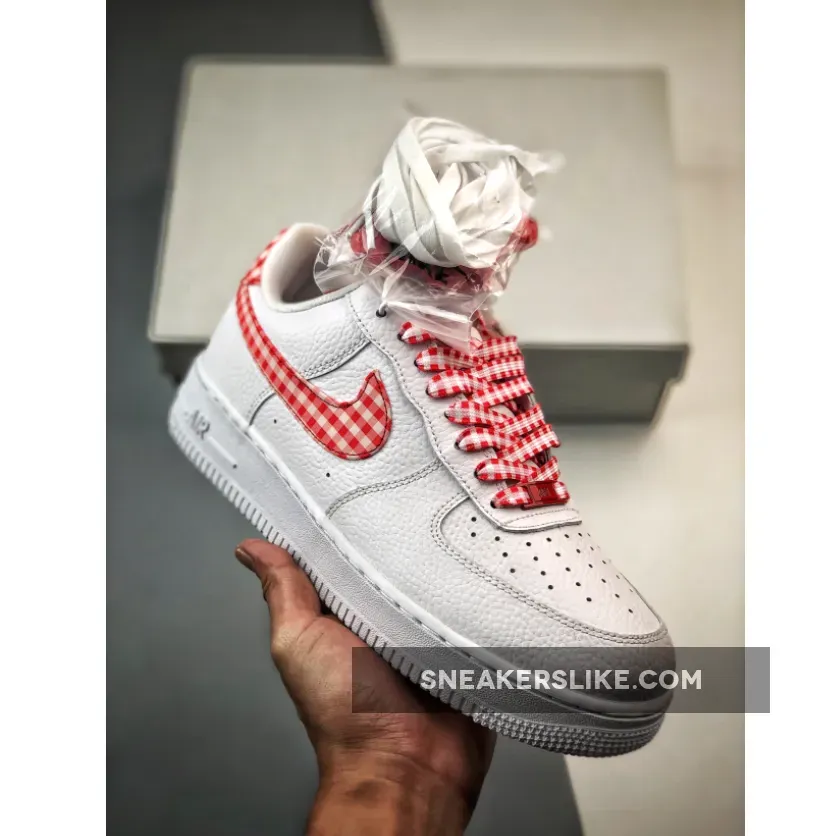 Nike Air Force 1 Low Gingham Plaid Red DZ2784-101