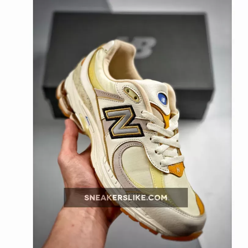 Women Joe Freshgoods New Balance 2002R Conversations Amongst Us M2002RJ1