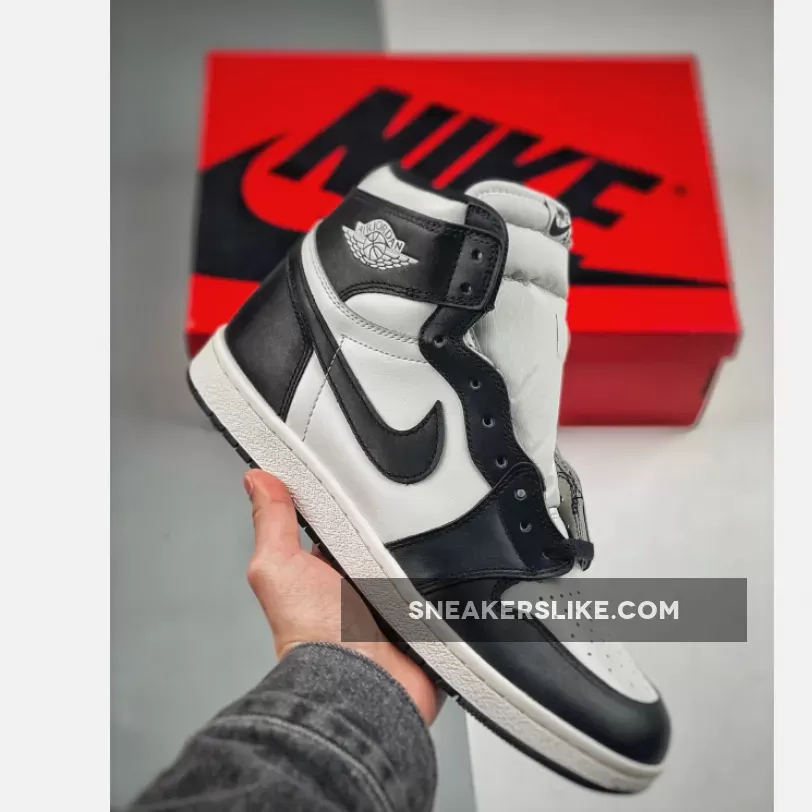 Air Jordan 1 High OG Black/White BQ4422-001 - jordans white and black