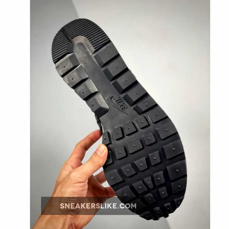 Jean Paul Gaultier X Sacai X Nike Vaporwaffle Black/Black-White