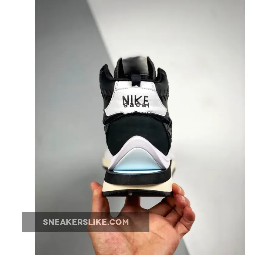 Jean Paul Gaultier X Sacai X Nike Vaporwaffle Black/Black-White