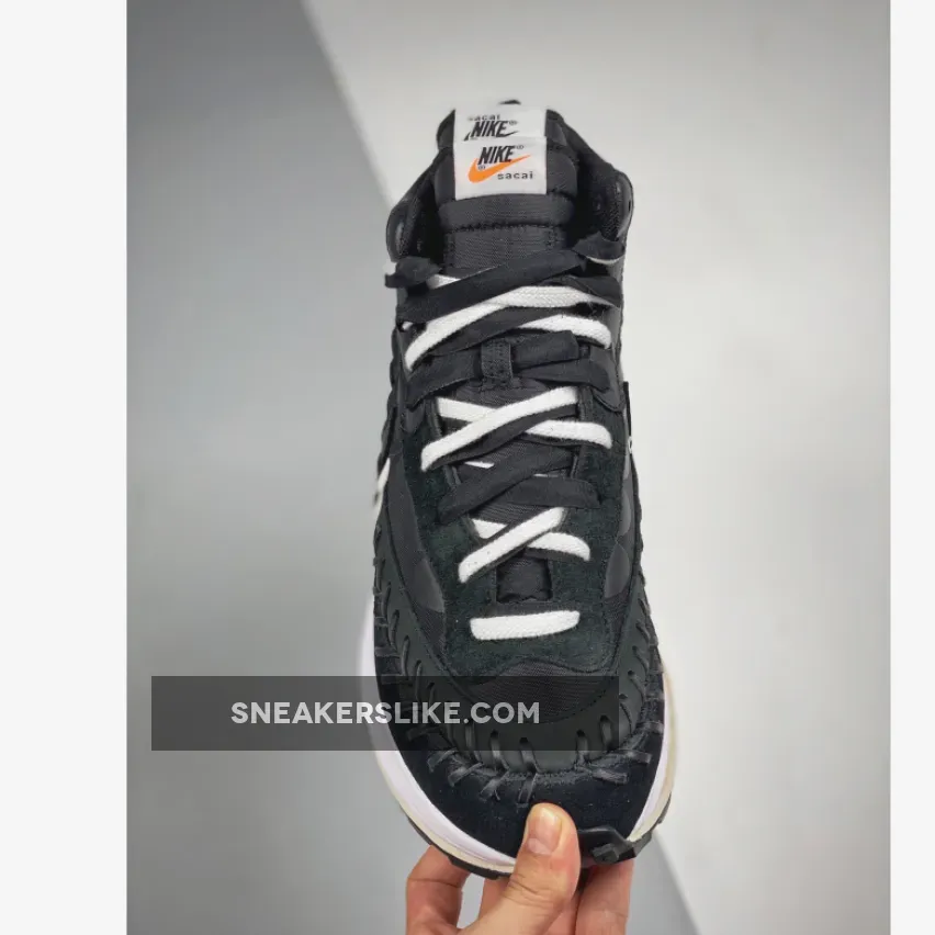 Jean Paul Gaultier X Sacai X Nike Vaporwaffle Black/Black-White