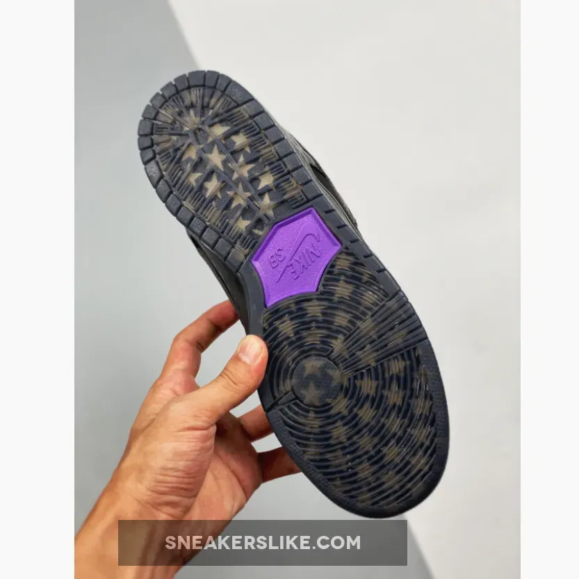 Familia x Nike SB Dunk Low First Avenue WMNS DJ1159-001 nike sb dunk familia first avenue