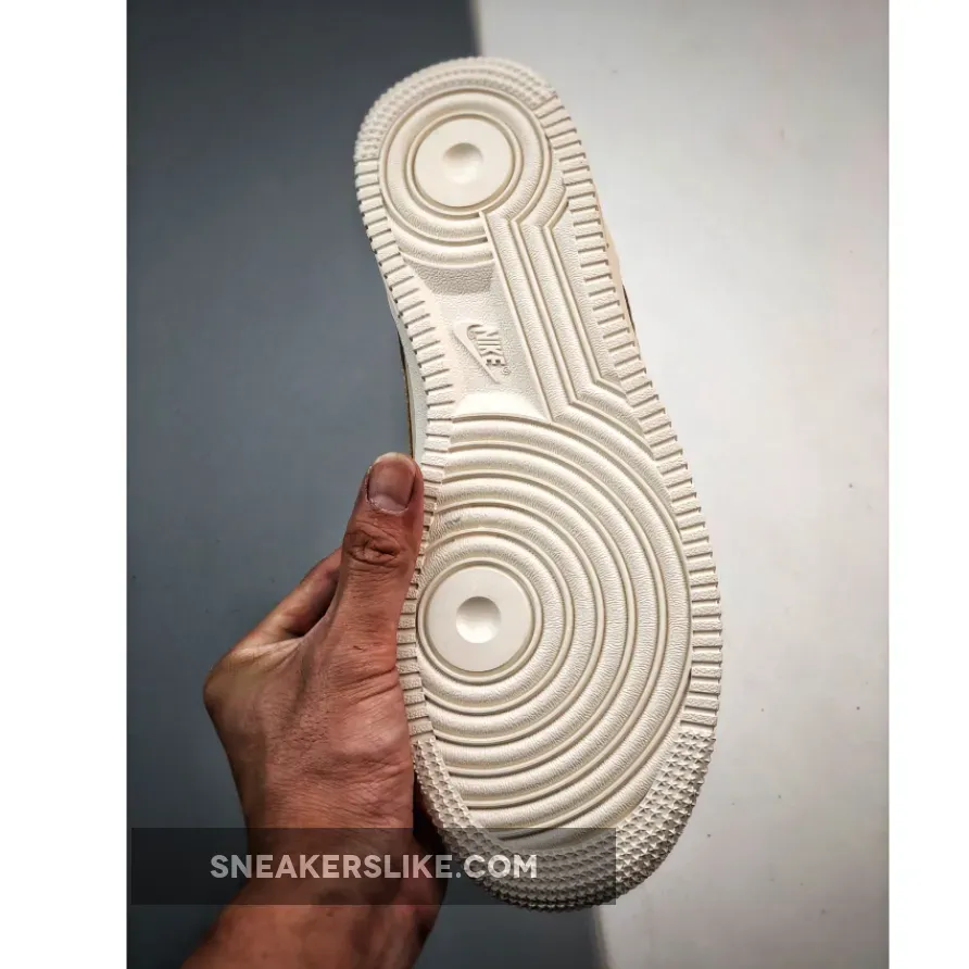 Nike Air Force 1 Low Gold Swoosh Beige DQ7569-102 / golden air force 1