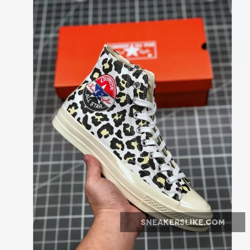 Converse Unisex Logo Play Chuck 70 High Top White/Black/Desert Ore 166748C Outlet