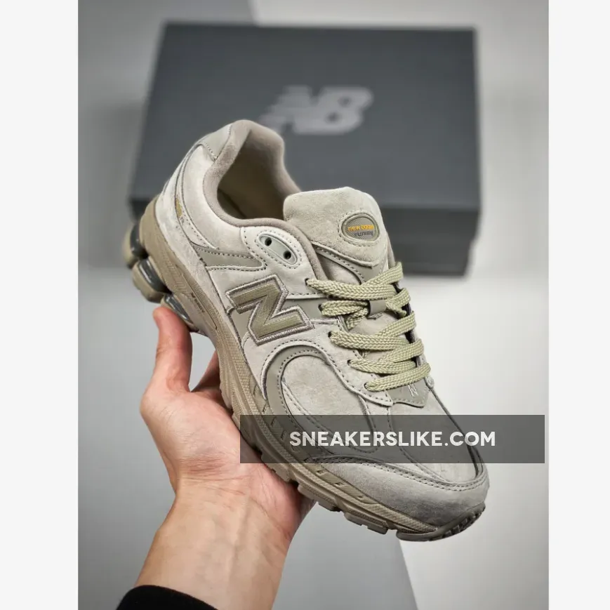 New Balance 2002R Deep Taupe ML2002RP