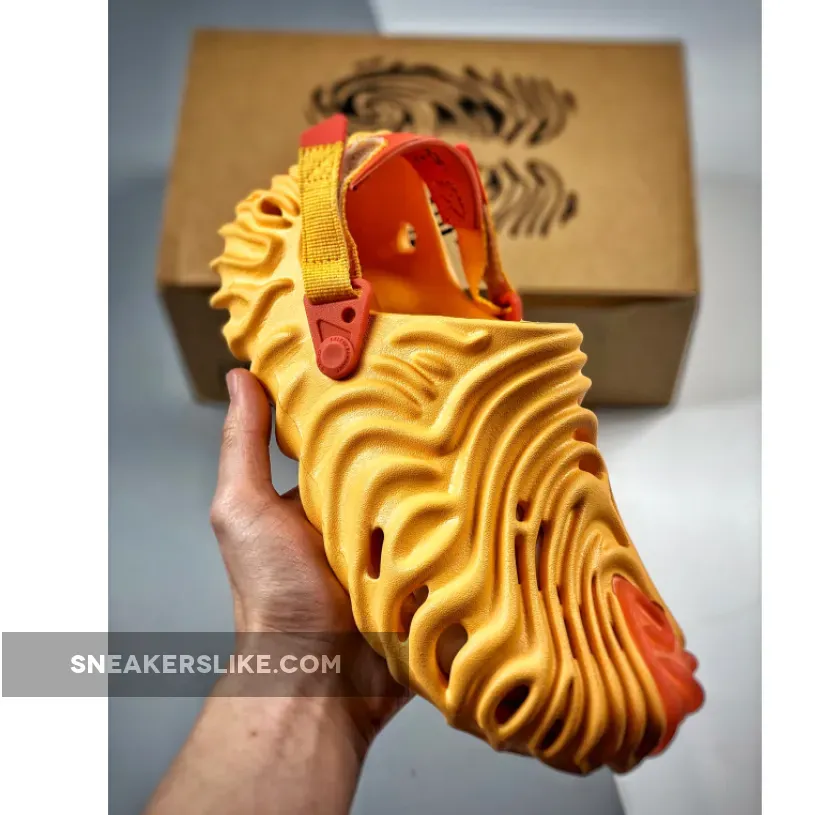 Salehe Bembury X Crocs Pollex Clog Orange