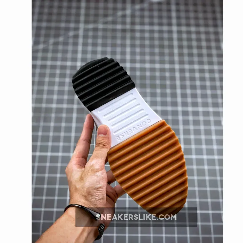 Kids Converse Run Star Hike Low Top White 168817C - converse star hike low top