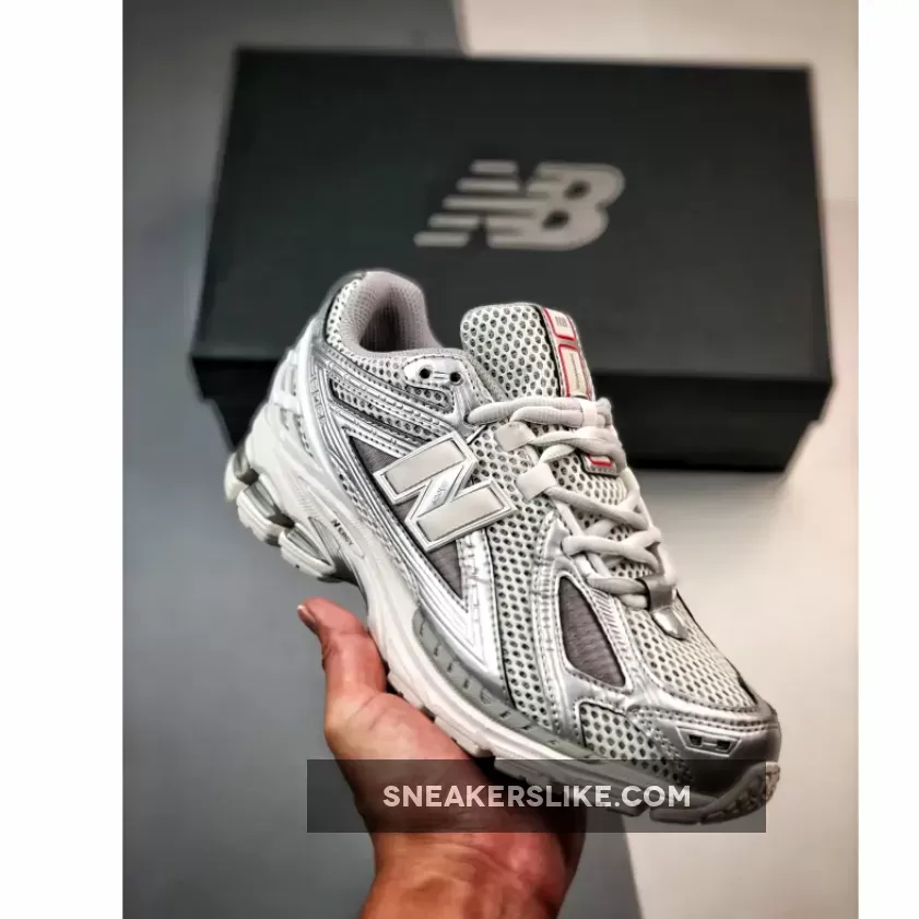 New Balance 1906R Urbancore Silver M1906RCB