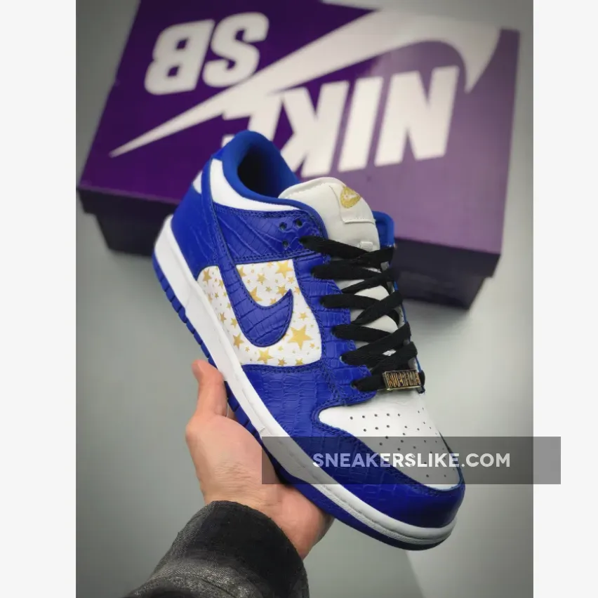 Supreme x Nike SB Dunk Low Stars White/Metallic Gold/Hyper Blue #blue dunks with stars