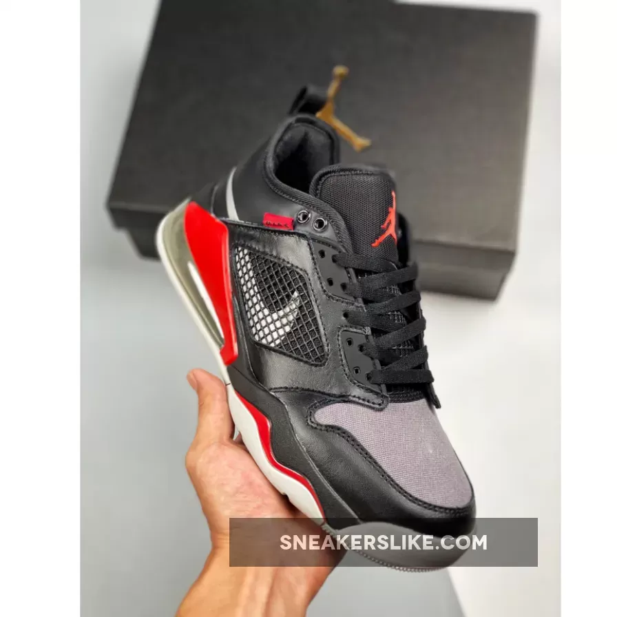 Jordan Mars 270 Low Black Red