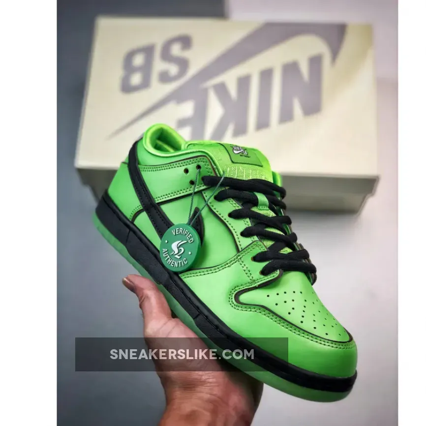The Powerpuff Girls x Nike SB Dunk Low Buttercup Green Nikes