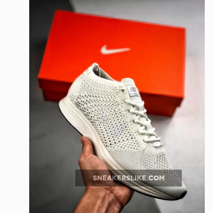 Nike Flyknit Racer Triple White #flyknit racer white
