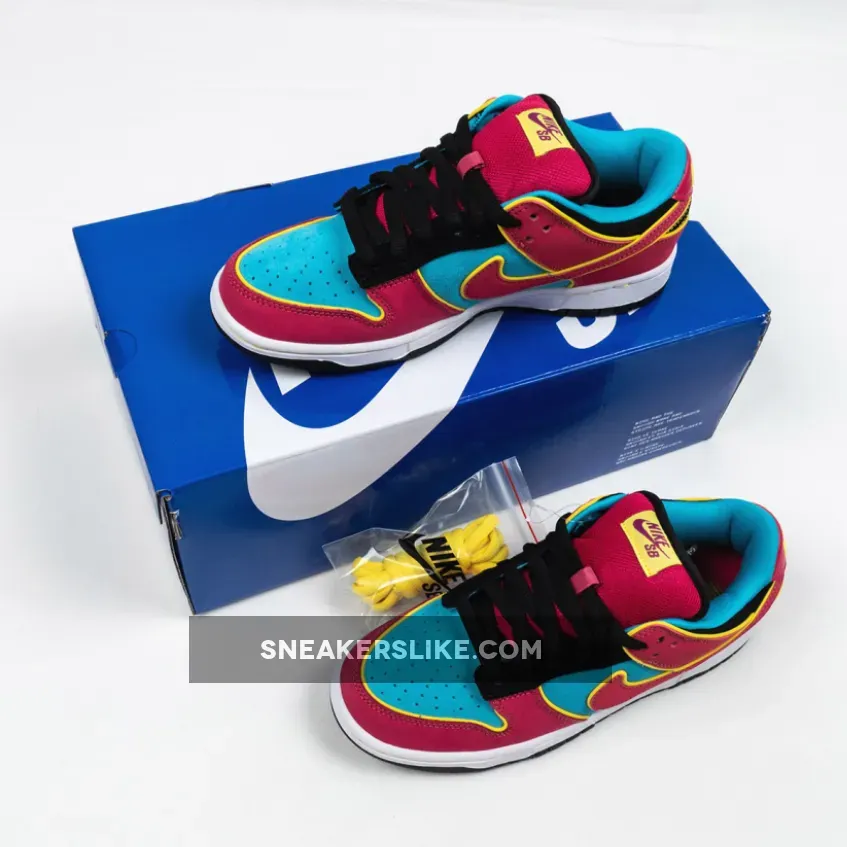 Nike SB Dunk Low Premium ‘Ms. Pacman’ Chlorine Blue/Cersie Online SneakersLike