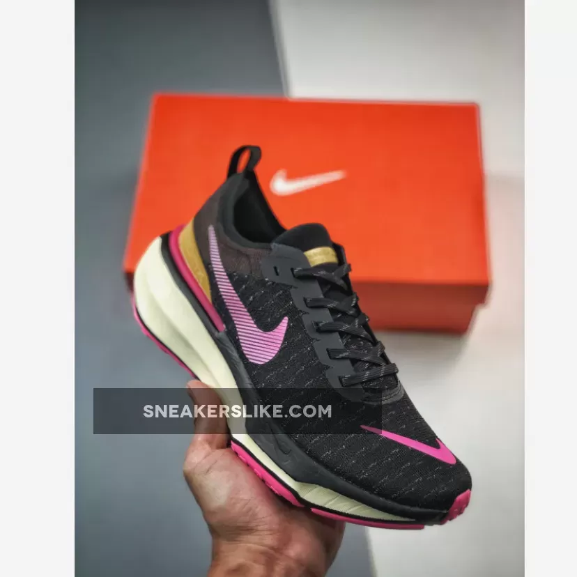 Nike ZoomX Invincible Run Flyknit 3 Earth/Black/Wheat Gold/Pink Spell DR2660-200 Brand New