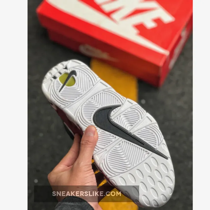 Kids Nike Air More Uptempo Bulls 921948-600 nike uptempo 94