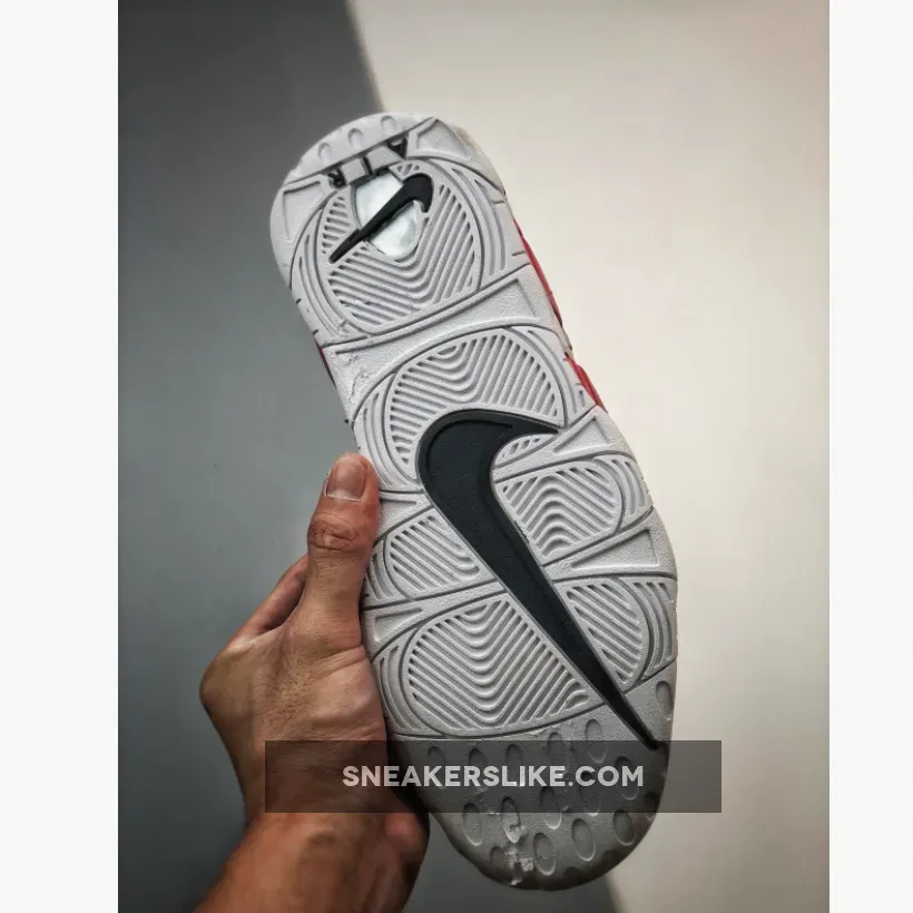 Kids Nike Air More Uptempo Bulls 921948-600 nike uptempo 94