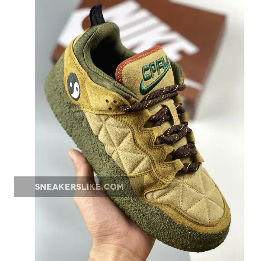 Cactus Plant Flea Market x Nike Dunk Low Barley/Sail DM0430-700 nike dunk cactus plant flea market