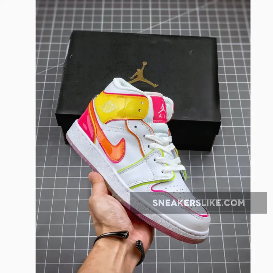 Wmns Air Jordan 1 Mid SE 'Edge Glow' CV4611-100 - air jordan 1 mid se gs 'edge glow'