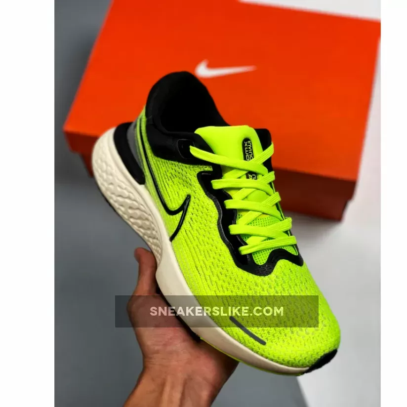 Nike ZoomX Invincible Run Flyknit Volt/Black CT2228-700 #nike zoomx invincible run flyknit sale