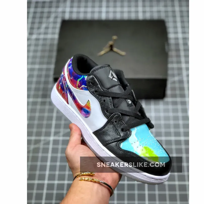 Air Jordan 1 Low 'Galaxy' CW7309-090 Air Jordan 1 Galaxy