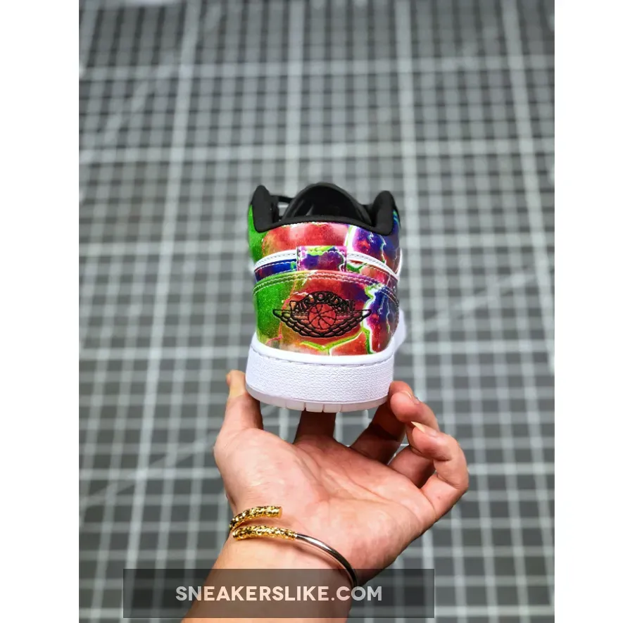 Air Jordan 1 Low 'Galaxy' CW7309-090 Air Jordan 1 Galaxy