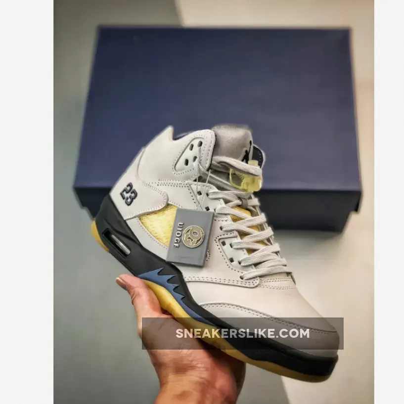 A Ma Maniere x Air Jordan 5 "Dawn" Photon Dust/Black