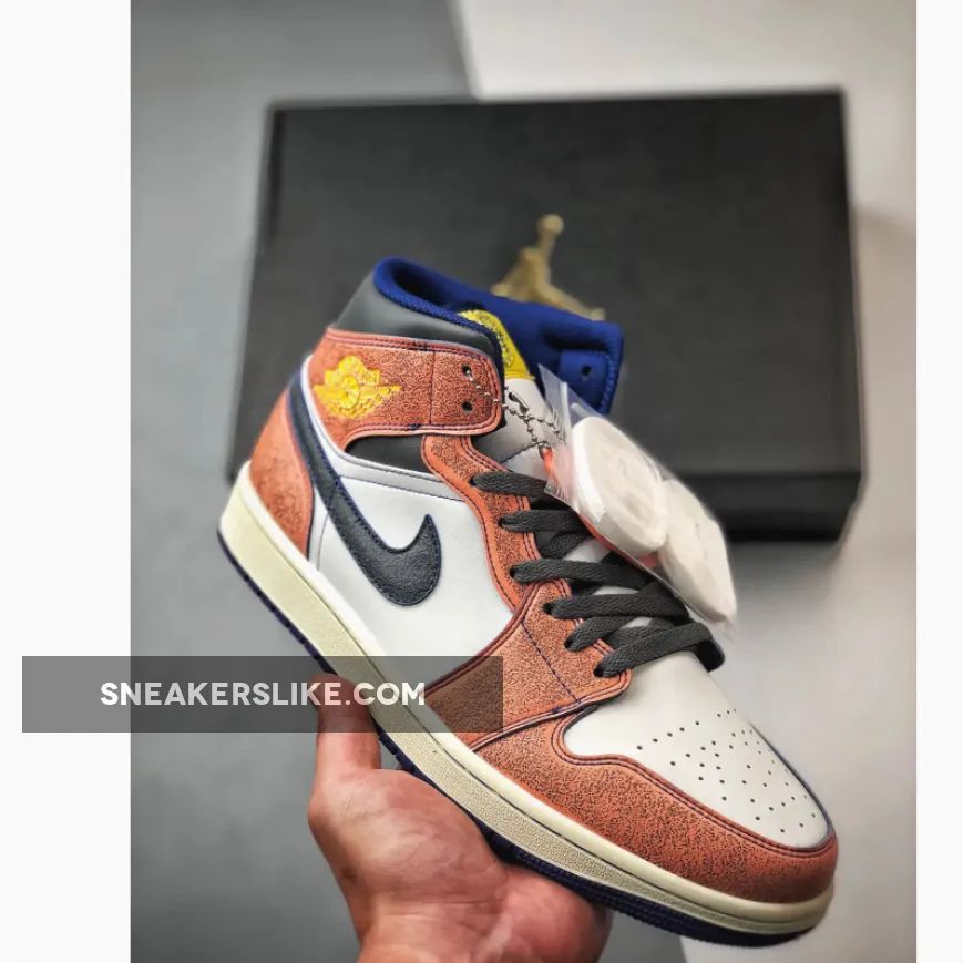 Air Jordan 1 Mid SE Flight Vintage