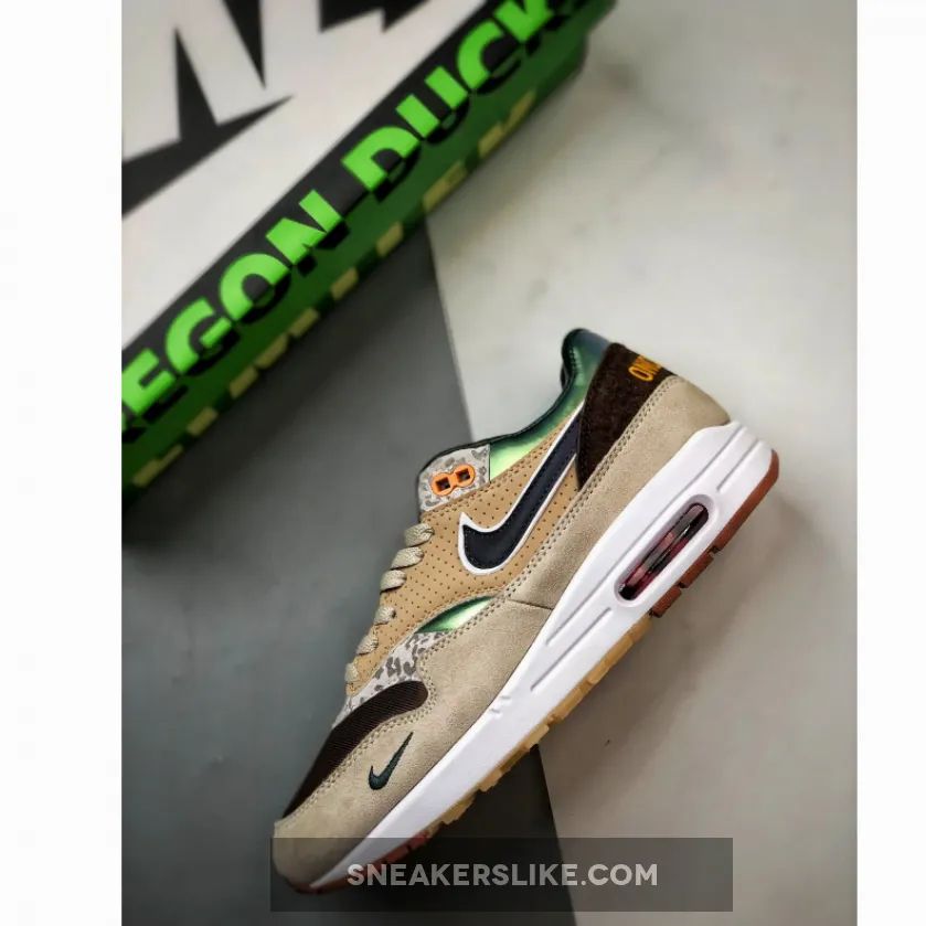 Division St. x Nike Air Max 1 ’87 Premium University of Oregon PE Division St. x Nike Air Max 1 ’87 Premium University of Oregon PE