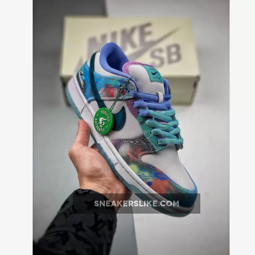 Futura Laboratories x Nike SB Dunk Low Aqua Teal