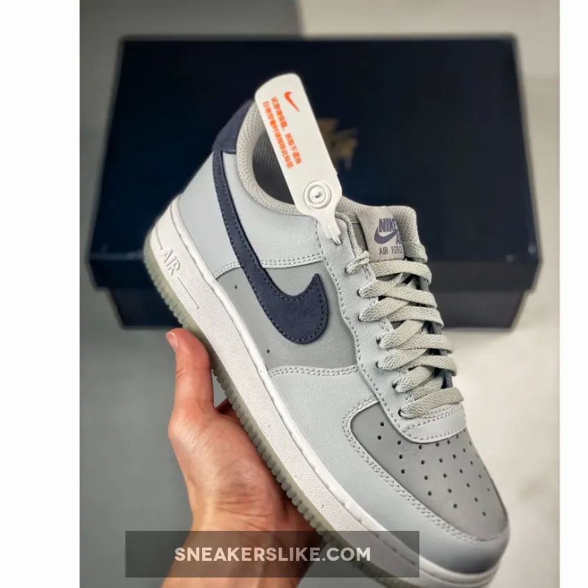 Nike Air Force 1 07 Carbon Grey