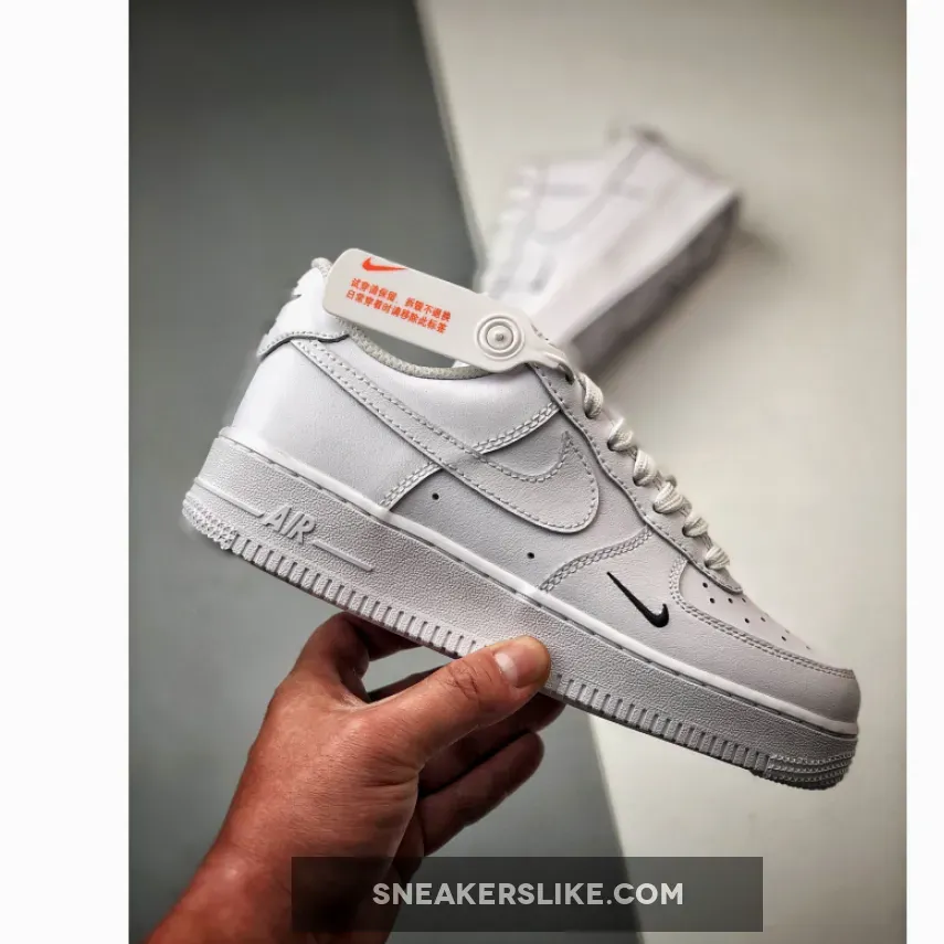 Nike Air Force 1 ’07 Essential Sail/Black