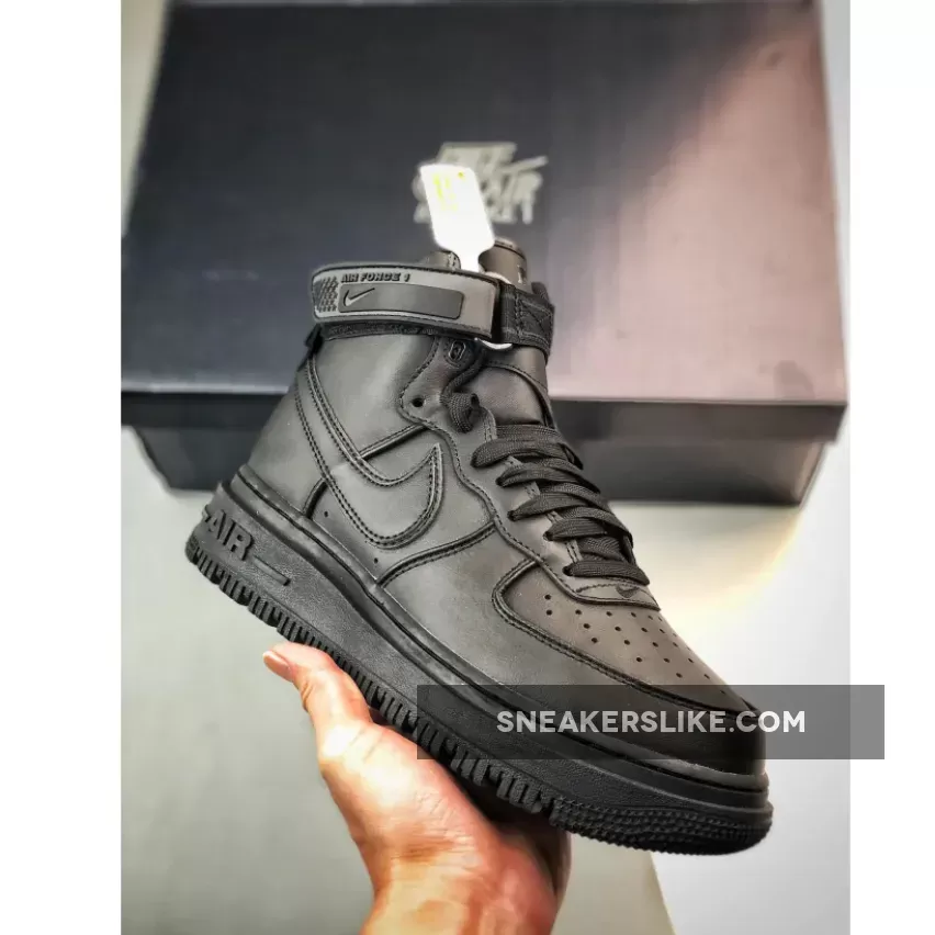 Nike Air Force 1 High Boot Triple Black
