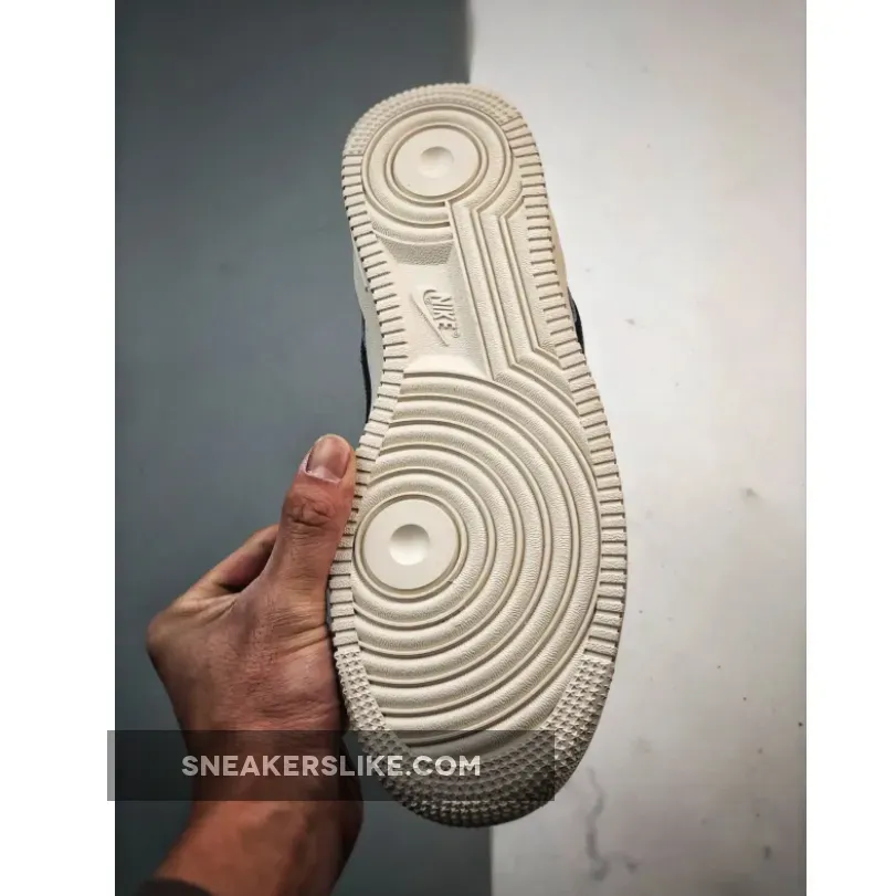 Nike Air Force 1 Low "Quilted Swooshes" White Nike Air Force 1 Low "Quilted Swooshes" White