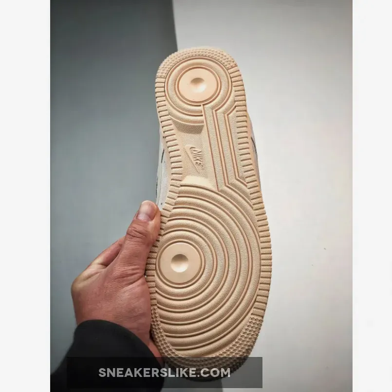 Nike Air Force 1 Low Summit White Suede Nike Air Force 1 Low Summit White Suede