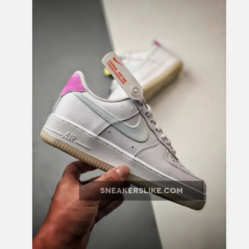 Nike Air Force 1 Low UV Swoosh White