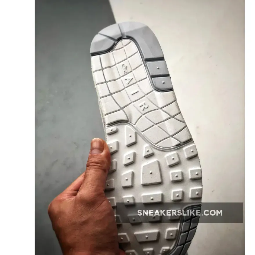 Nike Air Max 1 86 Summit White Phantom Nike Air Max 1 86 Summit White Phantom