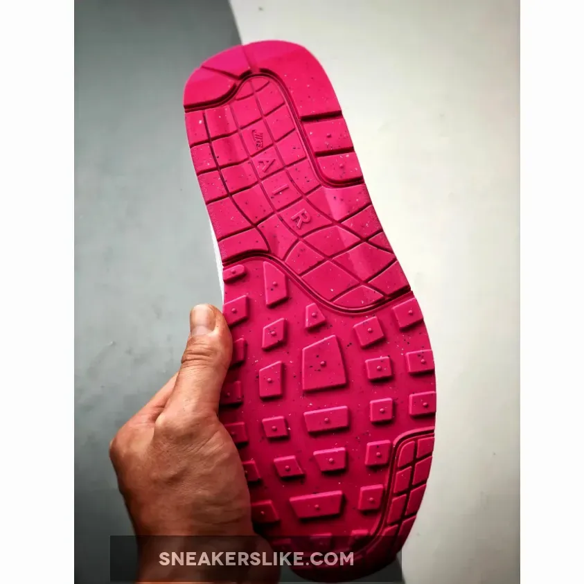 Nike Air Max 1 "Grand Piano" Nike Air Max 1 "Grand Piano"