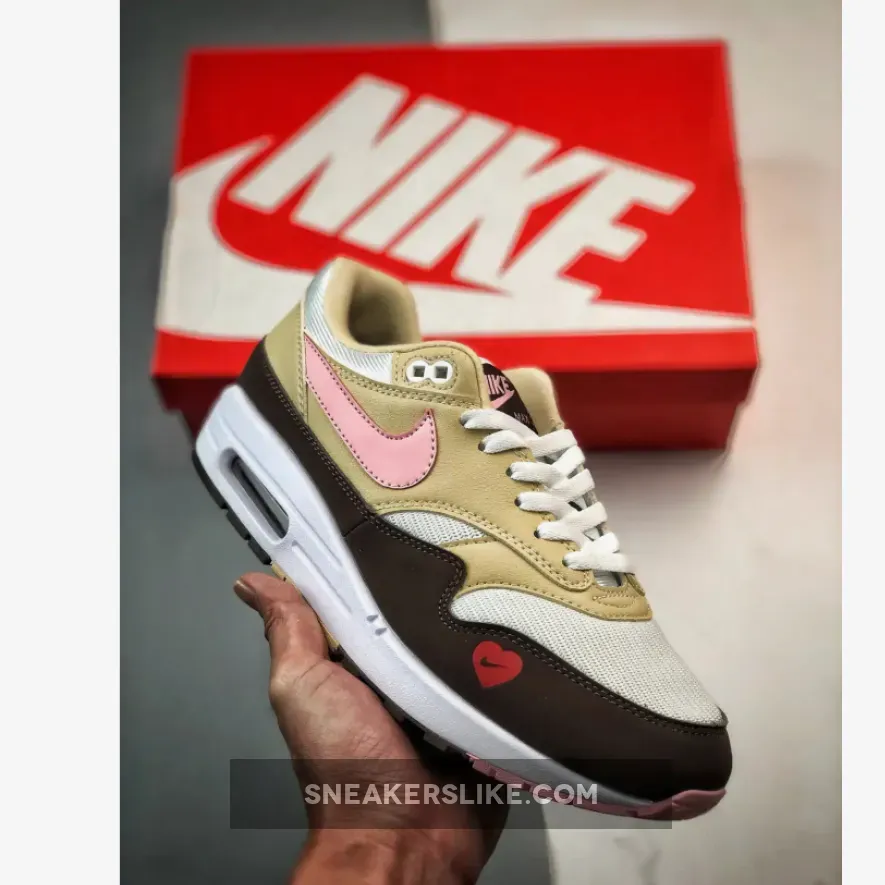 Nike Air Max 1 "Valentine’s Day 2024" Sail/Light Soft Pink