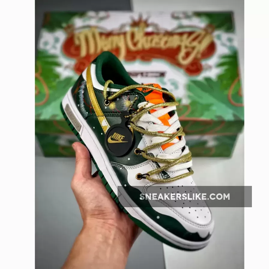 Nike Dunk Low ‘Christmas’ Green White